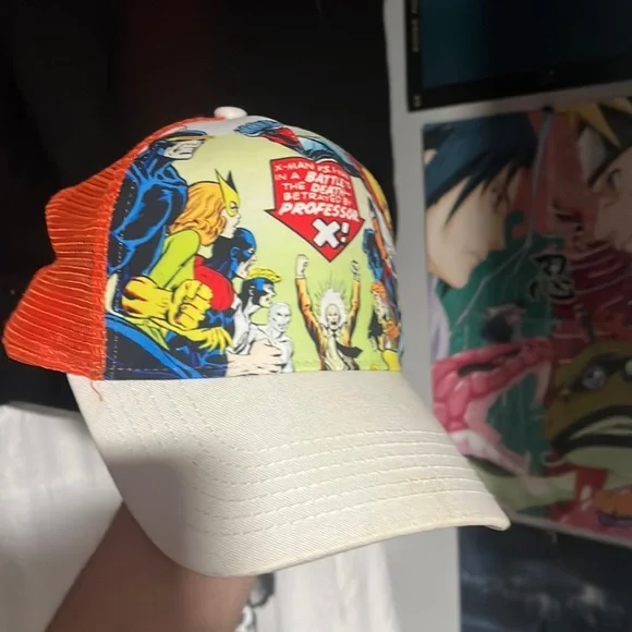 Comic hat - Picture 1 of 2